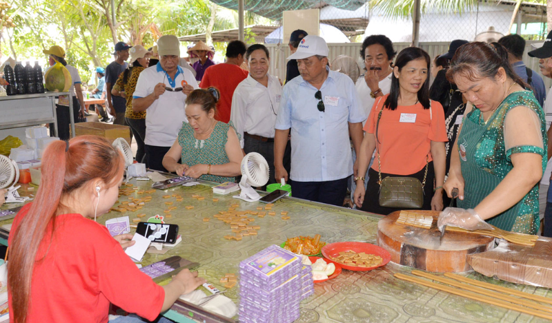Khám Phá Sông MeKong & Tham Quan Hồ Chí Minh (7)